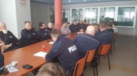Policjanci z KPP podczas szkolenie dot. przestępstw z nienawiści
