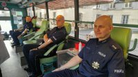 Policjanci oddają krew w Katowicach