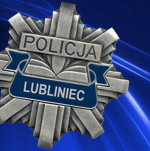 na zdjęciu widoczna jest metalowa gwiazda policyjna z napisem Policja  Lubliniec